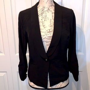 *****Great Condition***** Women’s One-Button Blazer.